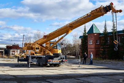Аренда автокрана XCMG, грузоподъёмность 25 т, вылет стрелы 42 м